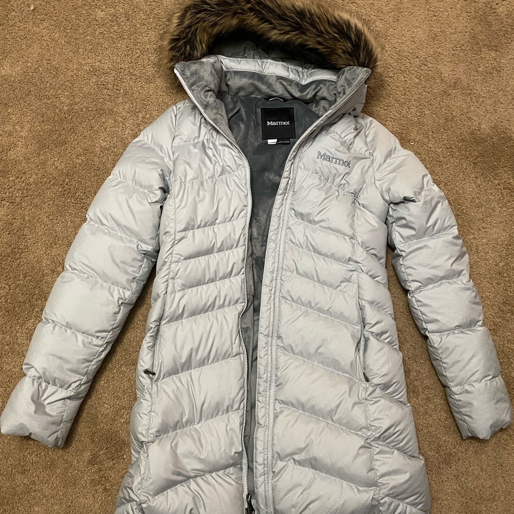 Marmot womens montreal down coat